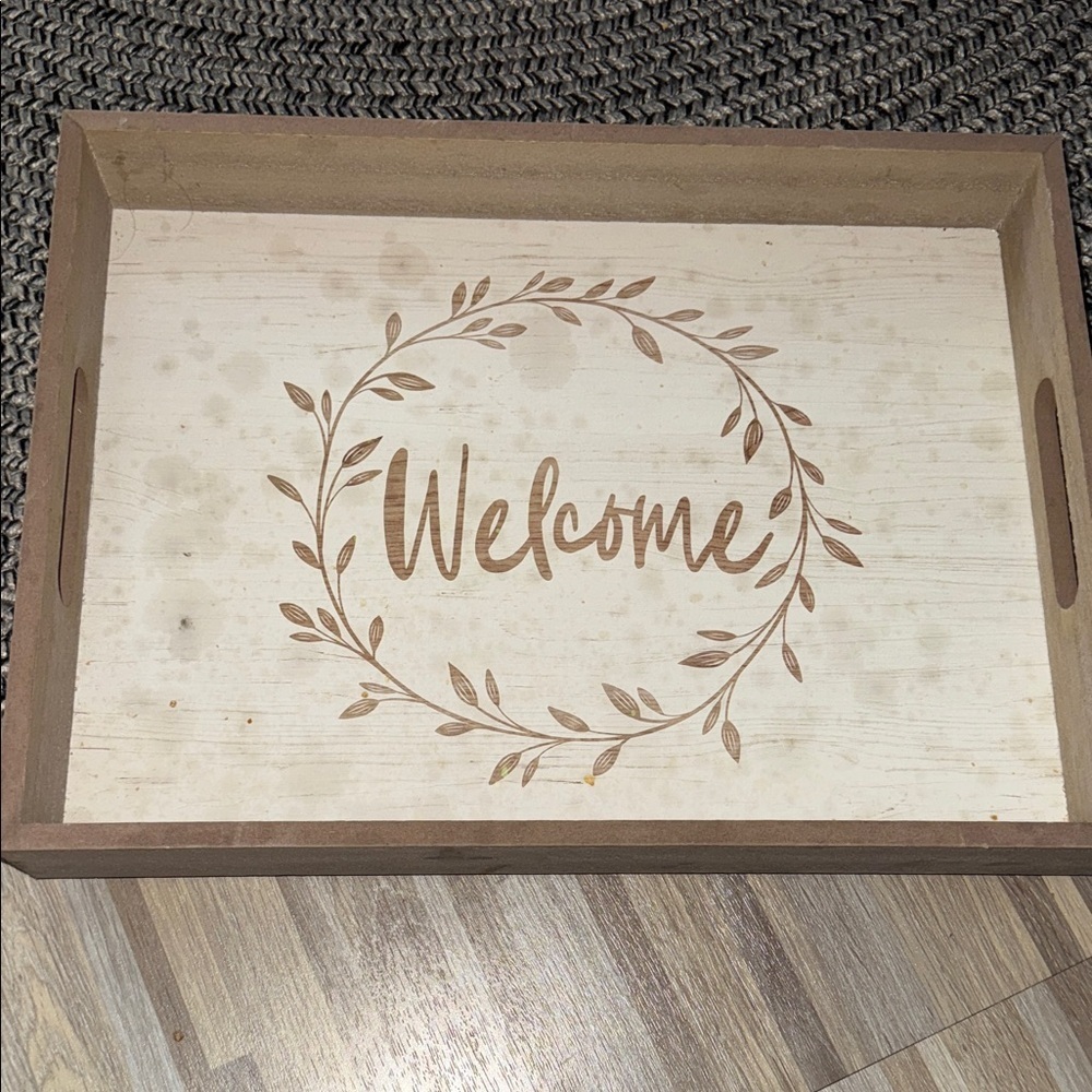 Wooden Welcome serving Tray with Leaf Design G4